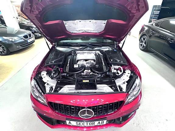 Mercedes-Benz C63 15 of 20