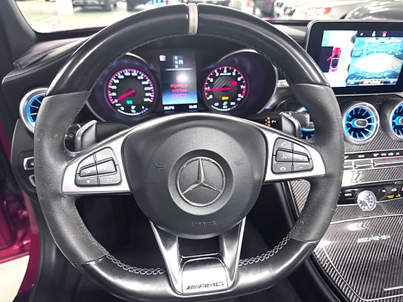 Mercedes-Benz C63 9 of 20