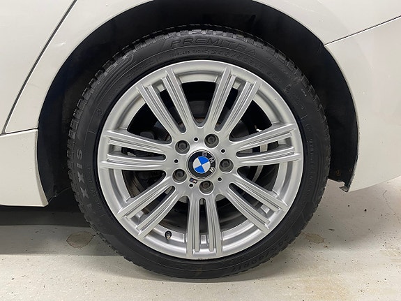 BMW 118d 8 of 16