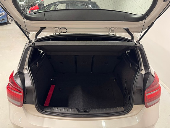 BMW 118d 6 of 16
