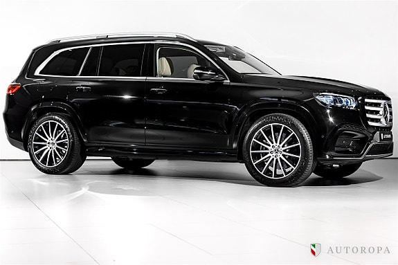 Mercedes-Benz GLS580 2 of 5