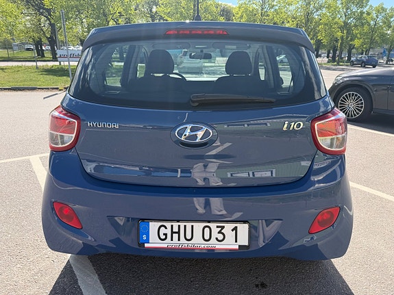 Hyundai i10 4 of 20