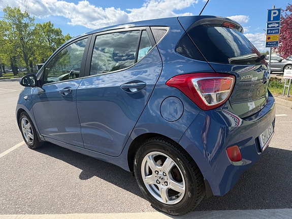 Hyundai i10 3 of 20