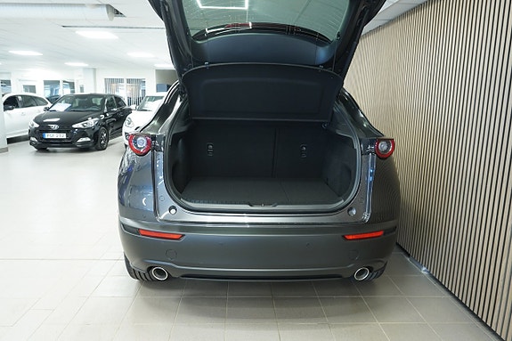 Mazda CX-30 7 of 15