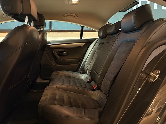 Volkswagen CC 11 of 18