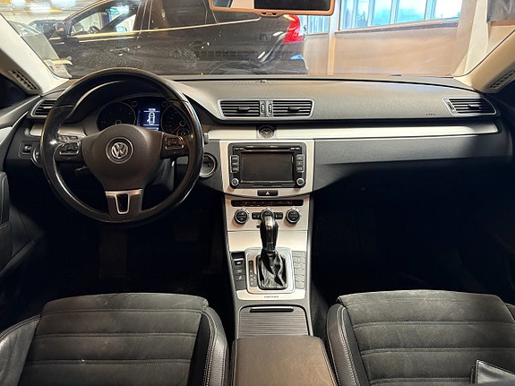 Volkswagen CC 10 of 18