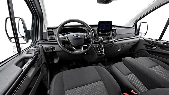 Ford Transit Custom 8 of 19