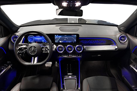 Mercedes-Benz EQB250+ 9 of 23