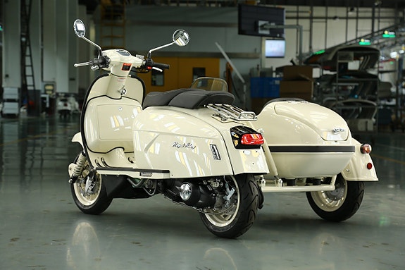 Royal Alloy GP350 SE med sidovagn 8 of 21