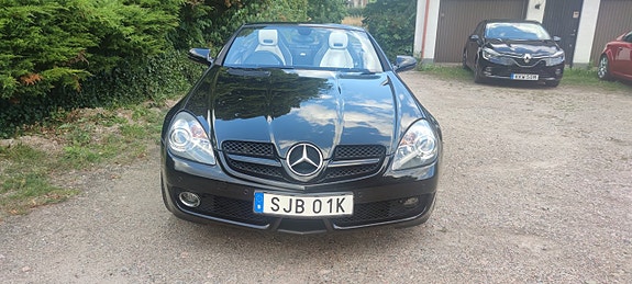 Mercedes-Benz SLK200 3 of 14