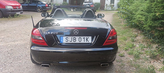Mercedes-Benz SLK200 4 of 14