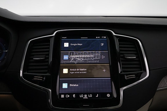 Volvo XC90 18 of 30