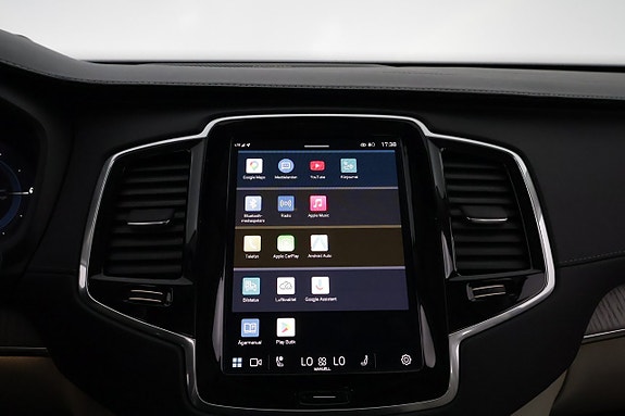 Volvo XC90 19 of 30