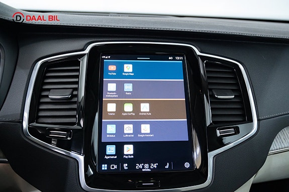 Volvo XC90 15 of 27