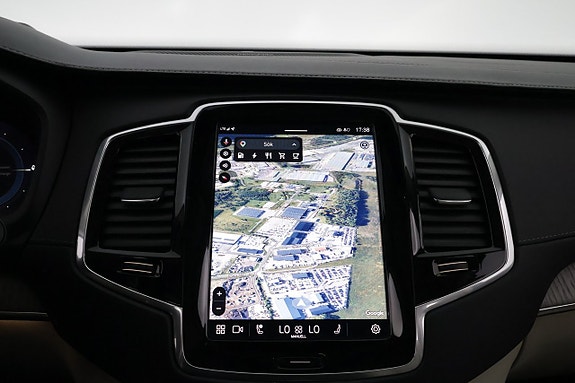 Volvo XC90 22 of 30