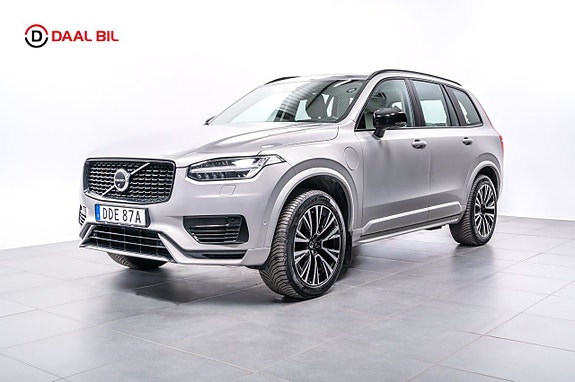 Volvo XC90 2 of 5
