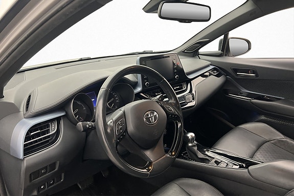 Toyota C-HR 10 of 26