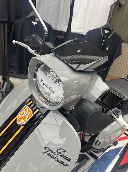 Royal Alloy GT2 125 Fun 5 of 7