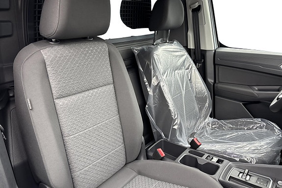 Ford Transit Connect 8 of 11