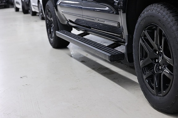 Chevrolet Silverado EV 7 of 26