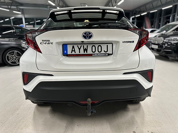 Toyota C-HR 7 of 24