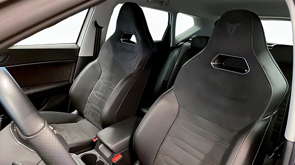 Cupra Ateca 8 of 17