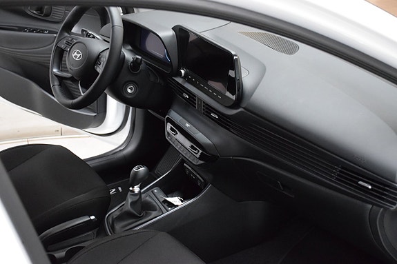 Hyundai i20 16 of 23