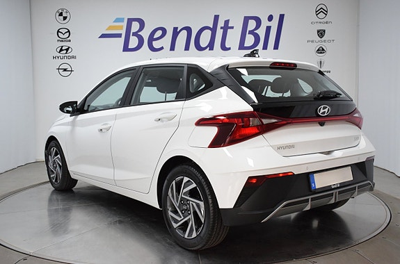 Hyundai i20 8 of 23