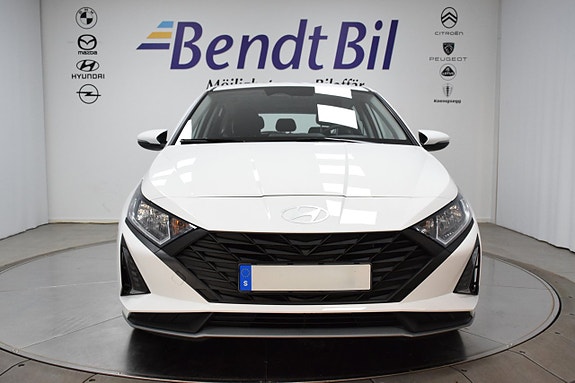 Hyundai i20 3 of 5
