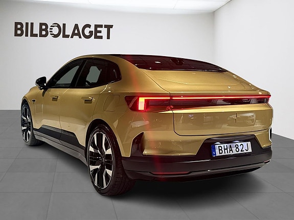 Polestar 4 4 of 5