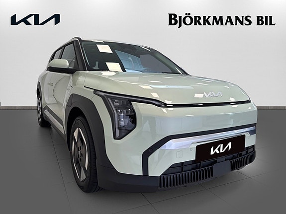 Kia EV3 3 of 21