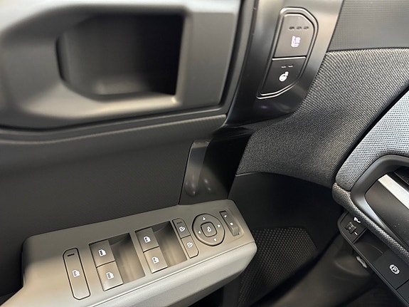 Kia EV3 15 of 21
