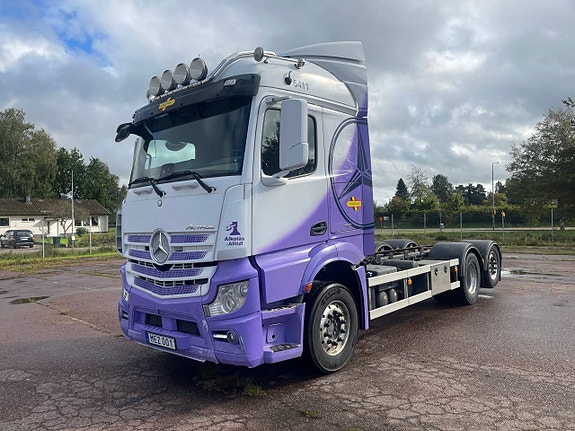 MERCEDES ACTROS  2758  6x2