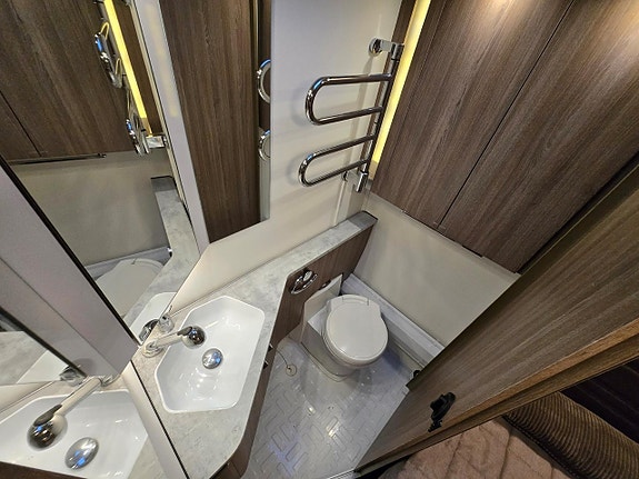 Kabe Imperial 600 XL FK KS Frontkök Dubbelbädd Förtält 12 of 14