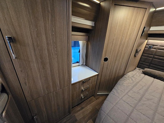Kabe Imperial 600 XL FK KS Frontkök Dubbelbädd Förtält 11 of 14