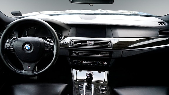 BMW M550d 5 of 5
