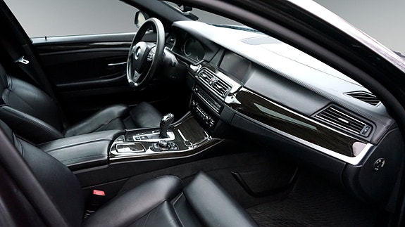 BMW M550d 14 of 27
