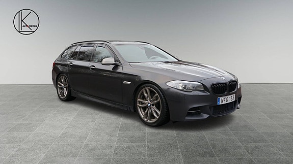 BMW M550d 3 of 5