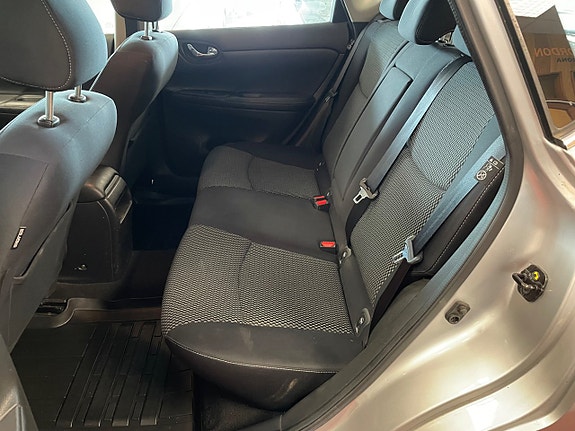 Nissan Pulsar 10 of 20