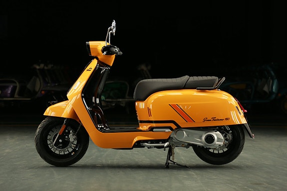 Royal Alloy GT2 125 Sport 18 of 30