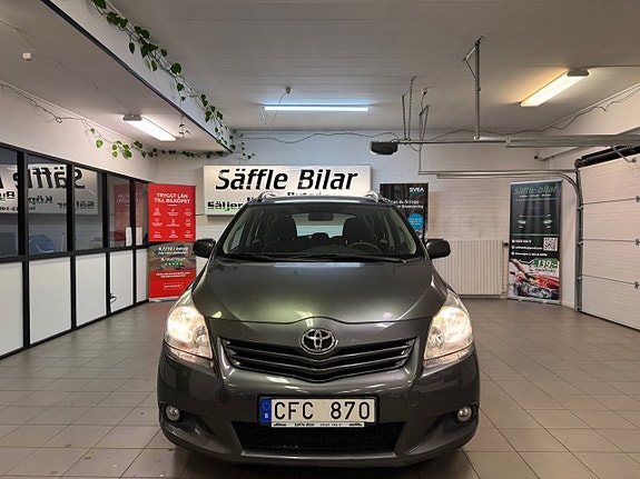 Toyota Verso 6 of 17