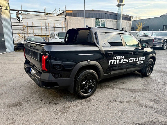 KGM Musso EV 2 of 5
