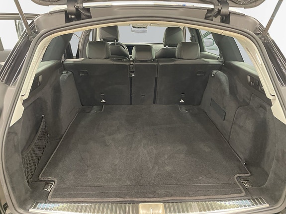 Mercedes-Benz E220 12 of 20
