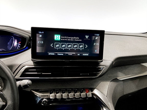Peugeot 3008 8 of 15