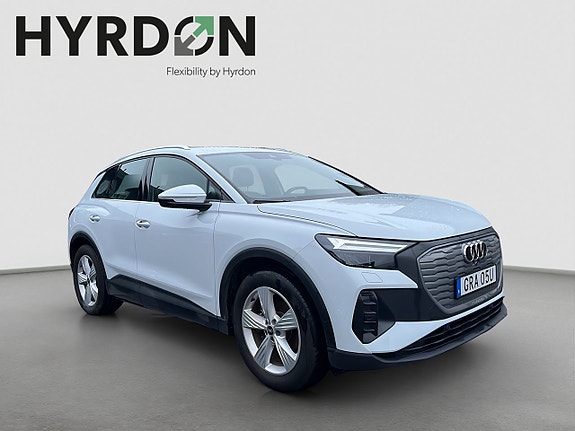Audi Q4 e-tron 8 of 16