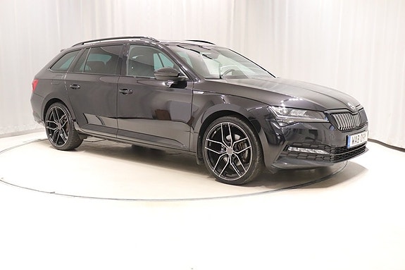 Skoda Superb 3 of 5