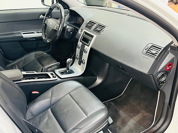 Volvo V50 15 of 20