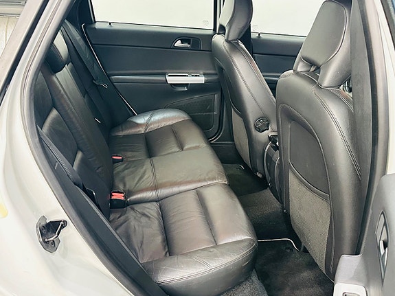 Volvo V50 17 of 20