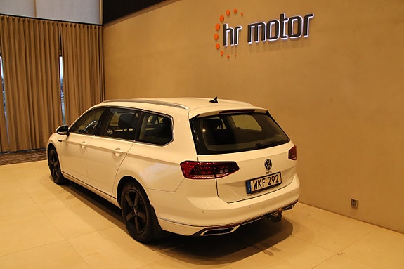 Volkswagen Passat 4 of 5