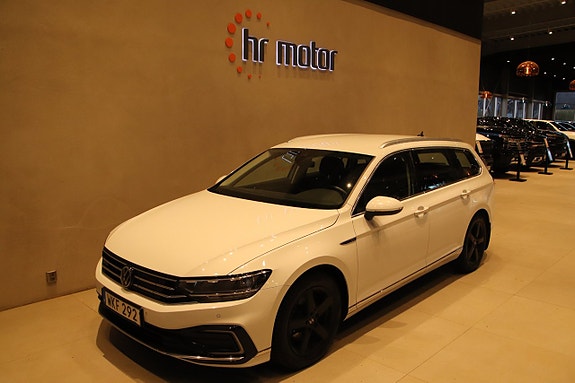 Volkswagen Passat 3 of 5